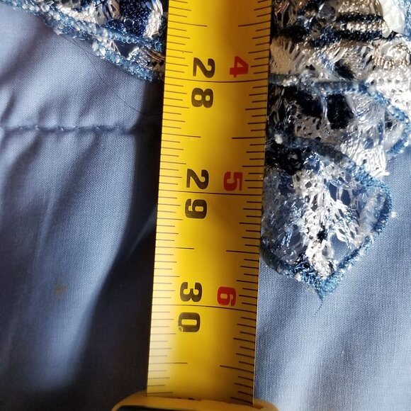 Cute lace top, size M - Picture 5 of 5